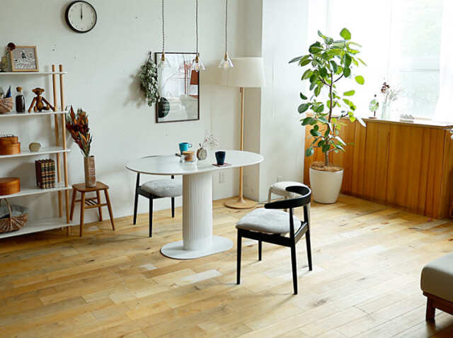 楕円形ダイニングテーブル signa（シグナ）｜北欧・ヴィンテージ