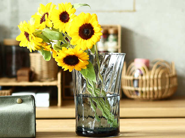 STILLEBEN フラワーベース Concave Vase Swirl 高さ20cm