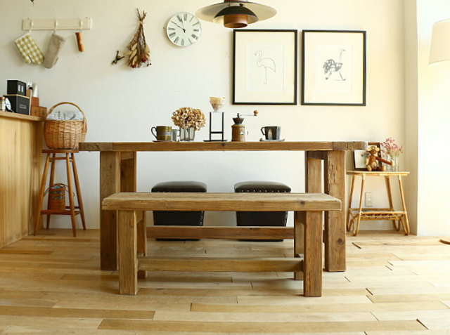 ダイニングテーブル Webli（ウェブリ）｜北欧・ヴィンテージインテリア