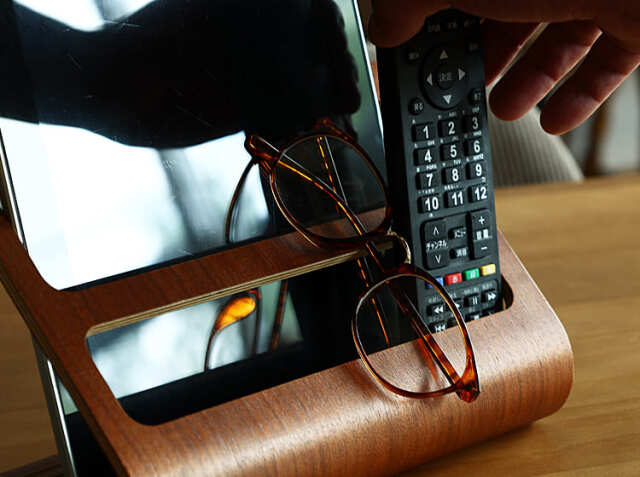 タブレット＆リモコンラック rin（リン）｜北欧・ヴィンテージ