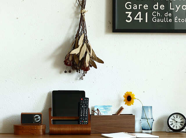 タブレット＆リモコンラック rin（リン）｜北欧・ヴィンテージ