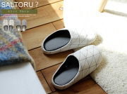 スリッパ　サルトル