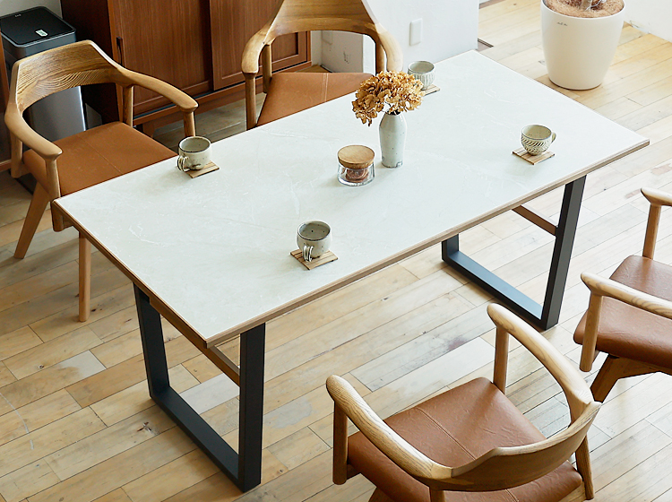 ダイニングテーブル　Telm（テルム）幅160cm