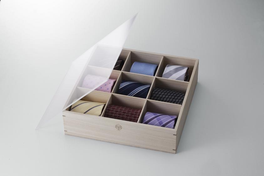 アクリル蓋付き（9マス）ネクタイ収納桐ケース