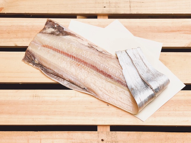 紀州備長炭干し　紀州阿尾港　特大釣太刀魚