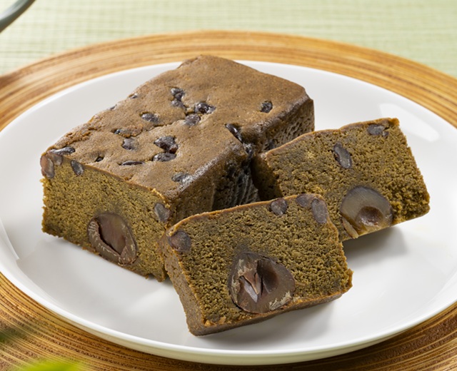 渋皮栗ほうじ茶ケーキ