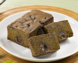 渋皮栗ほうじ茶ケーキ