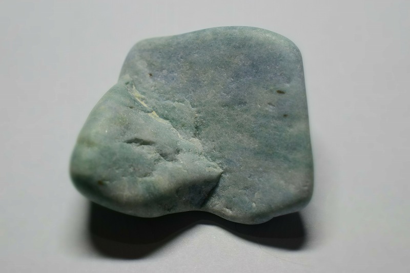 糸魚川産　翡翠原石　