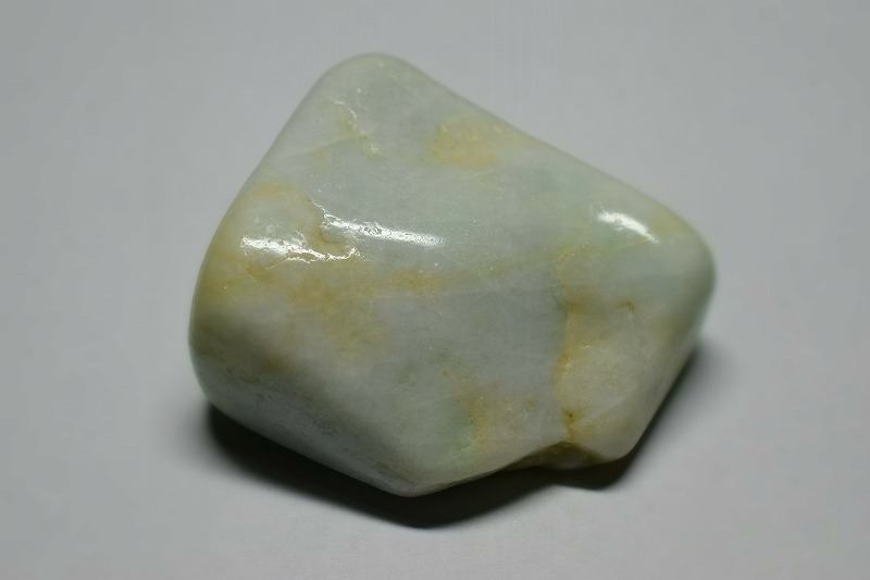 糸魚川産　翡翠原石