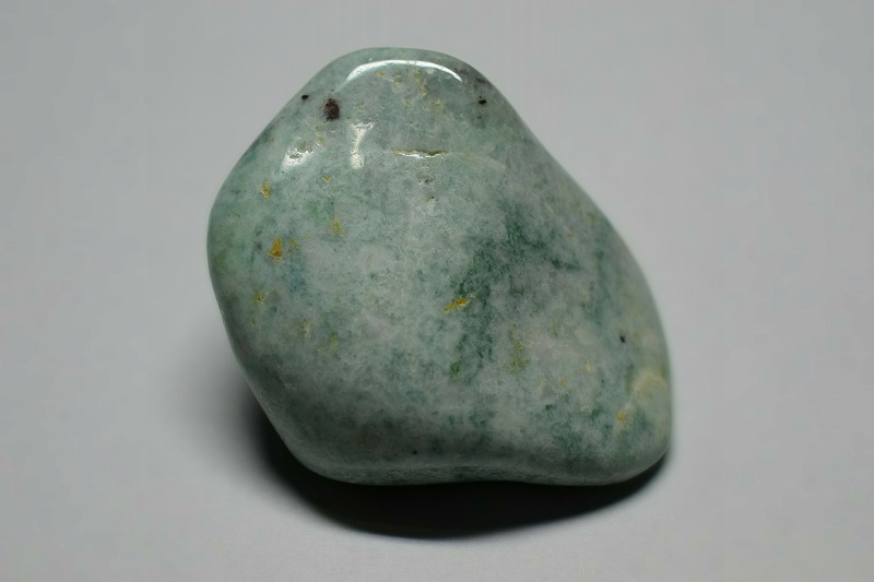 糸魚川産　翡翠原石　
