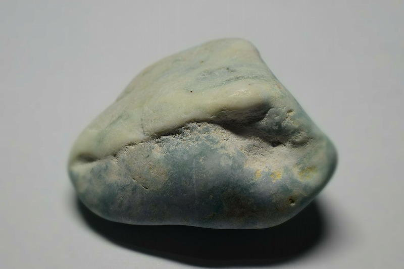 糸魚川産　翡翠原石