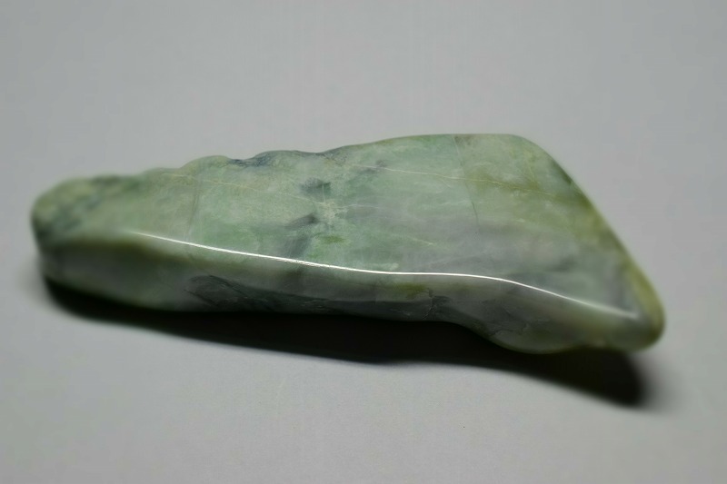 糸魚川産　翡翠原石　