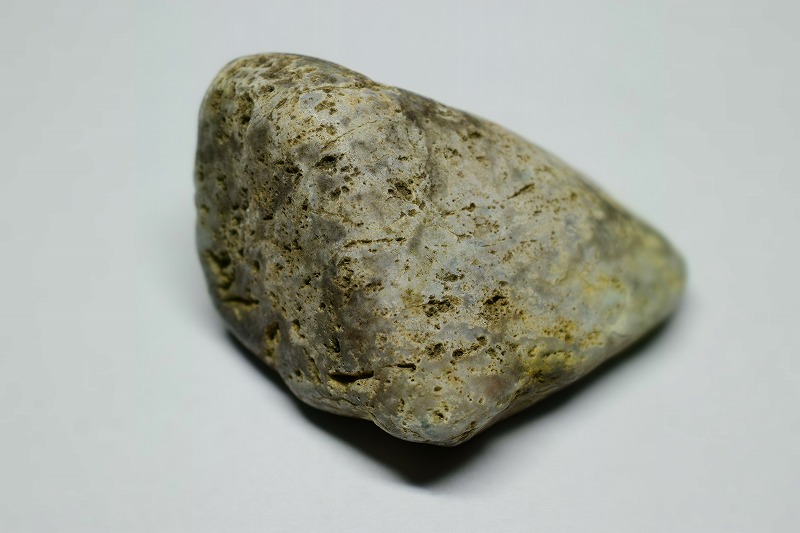糸魚川産　翡翠原石