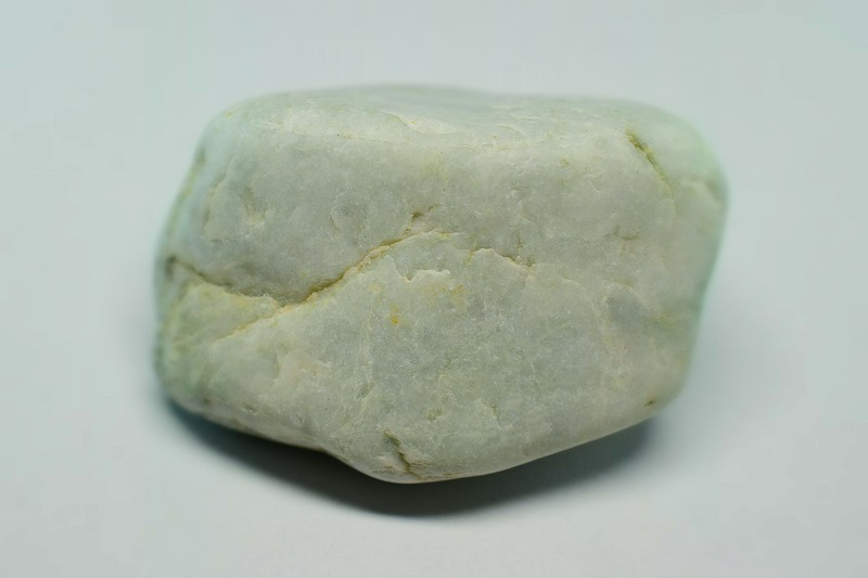 糸魚川産　翡翠原石