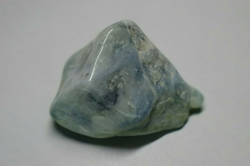 糸魚川産　翡翠原石