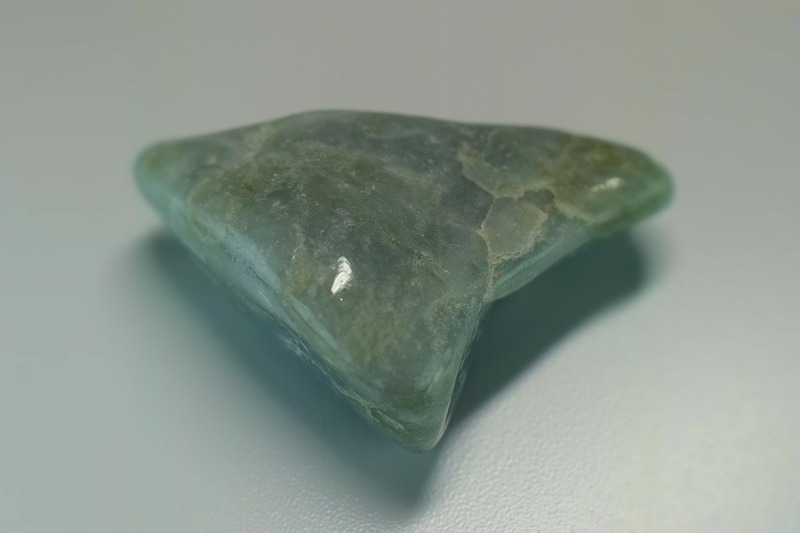糸魚川産　翡翠原石