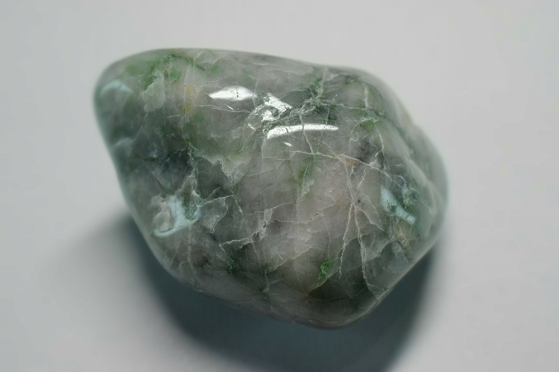 糸魚川産　翡翠原石　