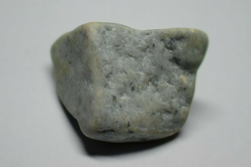 糸魚川産　翡翠原石
