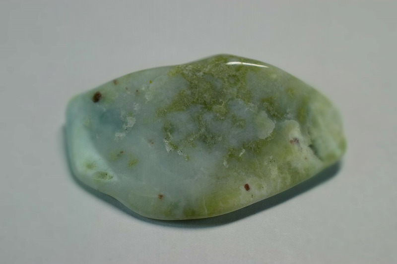 糸魚川産　翡翠原石