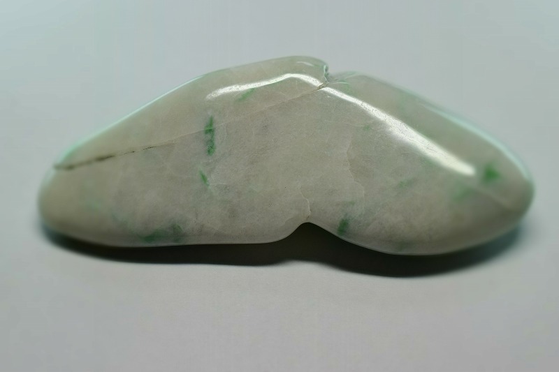 糸魚川産　翡翠原石