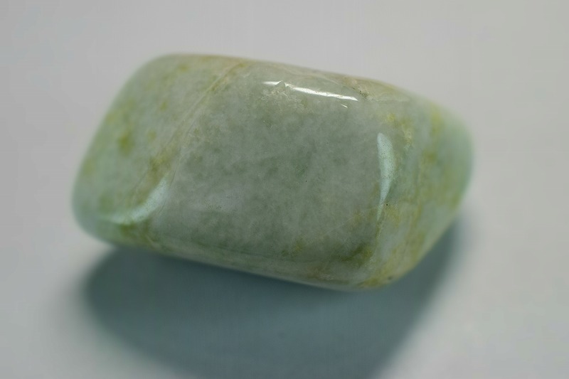糸魚川産　翡翠原石