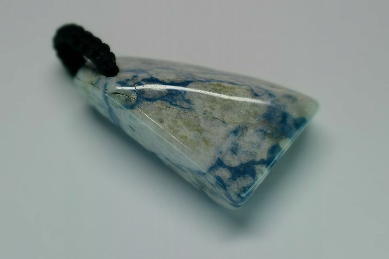 糸魚川産　ペンダントトップ