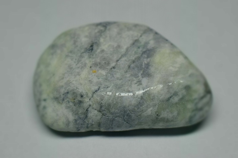 糸魚川産　翡翠原石