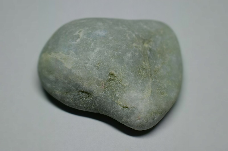 糸魚川産　翡翠原石