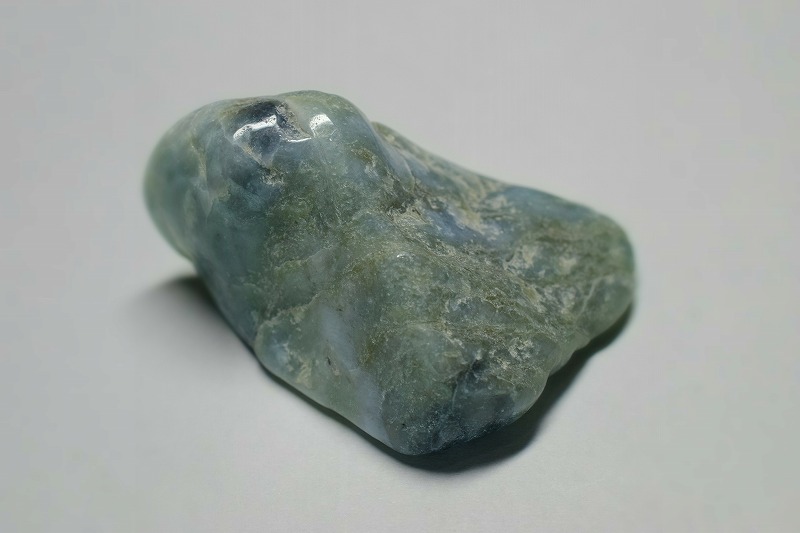 糸魚川産　翡翠原石