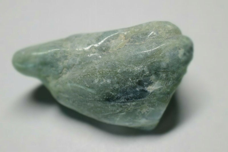 糸魚川産　翡翠原石