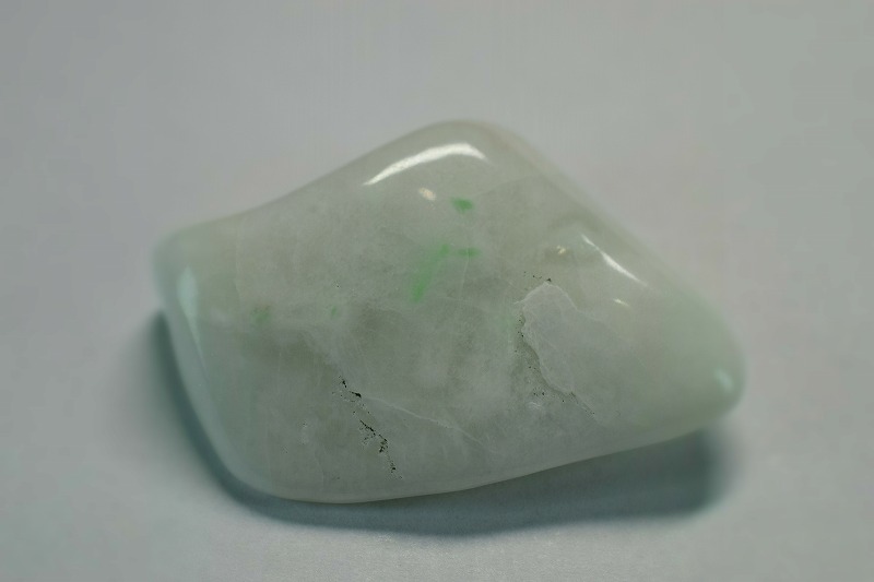 糸魚川産　翡翠原石