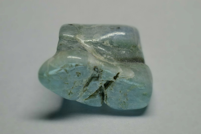 糸魚川産　翡翠原石