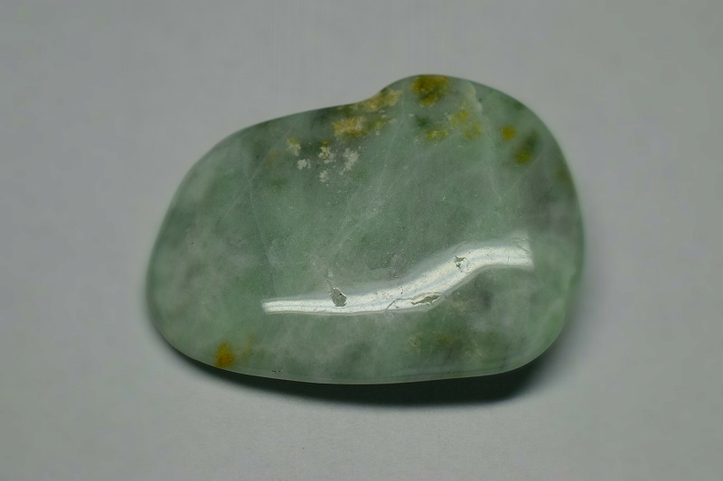 糸魚川産　翡翠原石