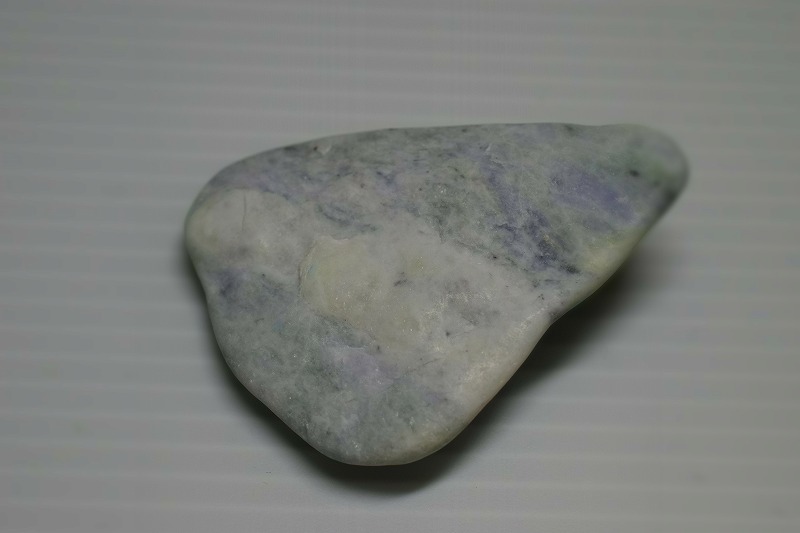 糸魚川産　翡翠原石