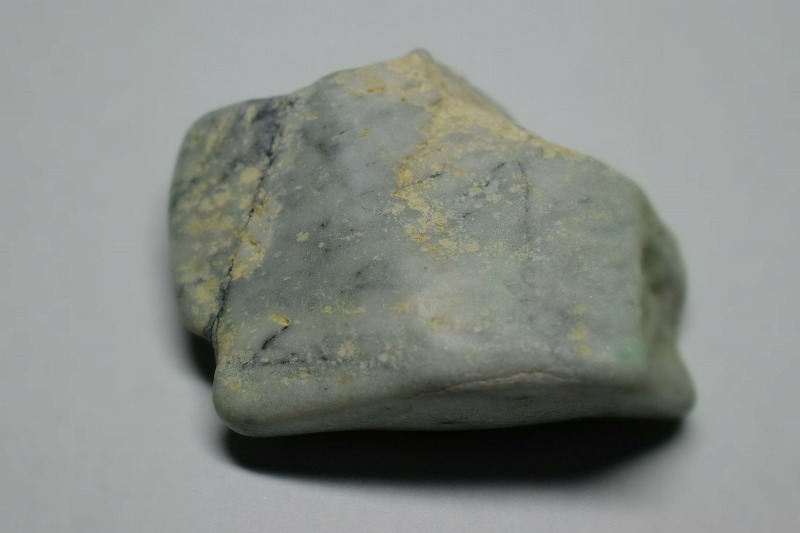 糸魚川産　翡翠原石