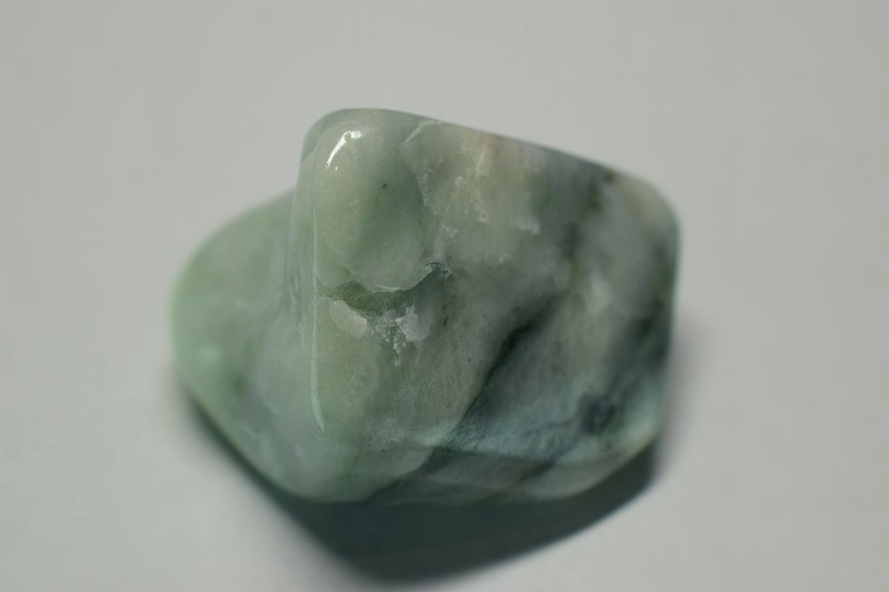 糸魚川産　翡翠原石