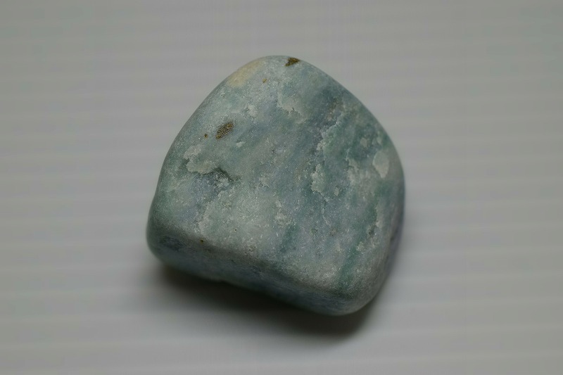 糸魚川産　翡翠原石