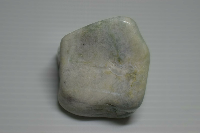 糸魚川産　翡翠原石
