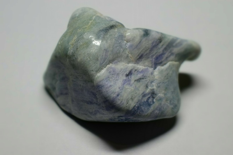 糸魚川産　翡翠原石　