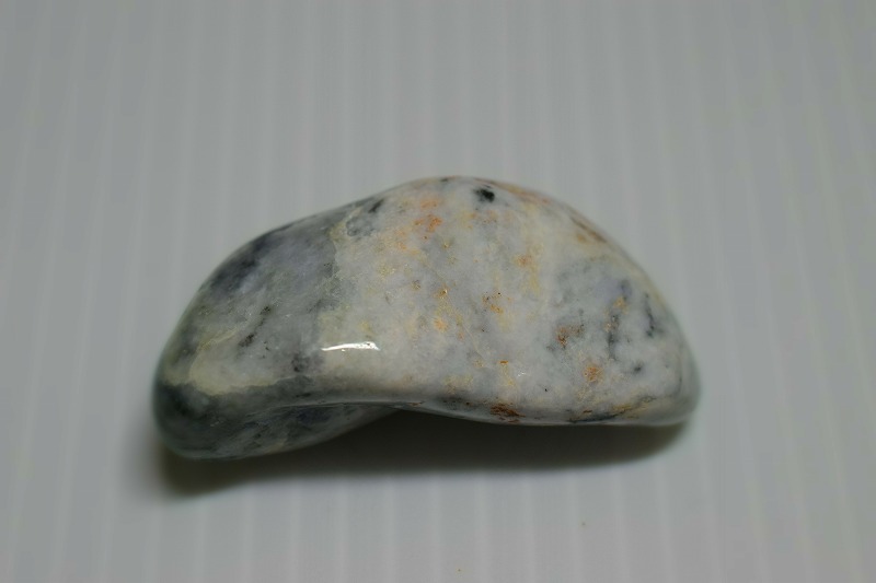糸魚川産　翡翠原石