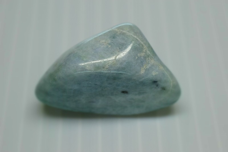 糸魚川産　翡翠原石