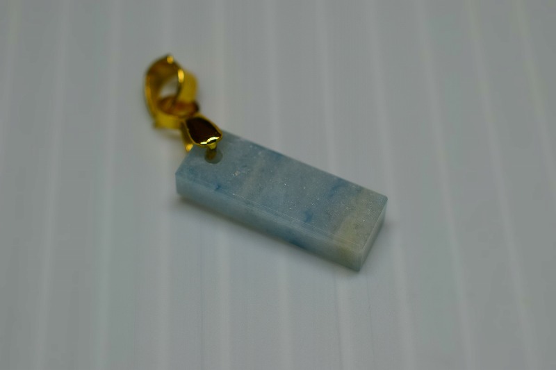 糸魚川産　ペンダントトップ