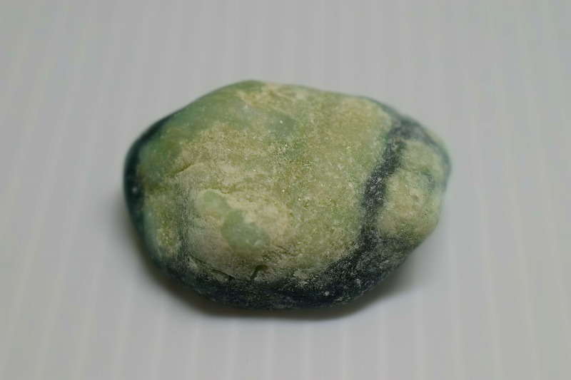 糸魚川産　翡翠原石