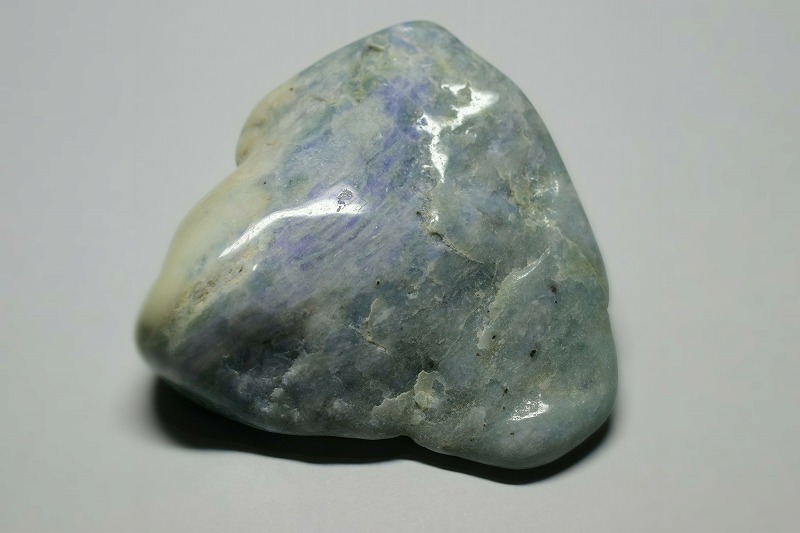糸魚川産　翡翠原石