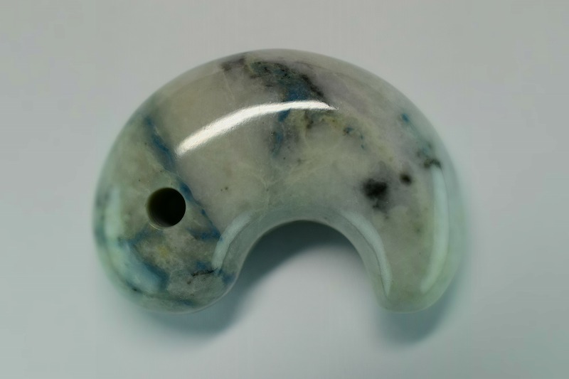 糸魚川産翡翠　勾玉　31mm