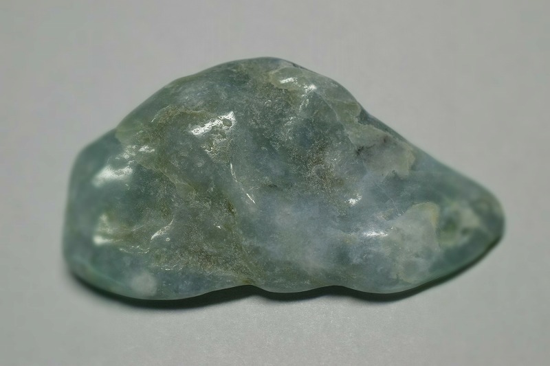 糸魚川産　翡翠原石
