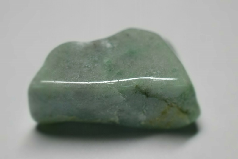 糸魚川産　翡翠原石