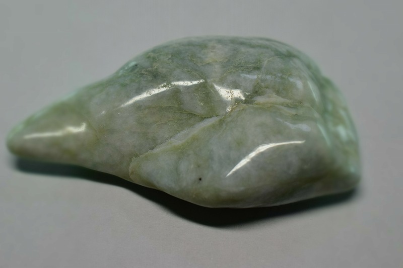 糸魚川産　翡翠原石