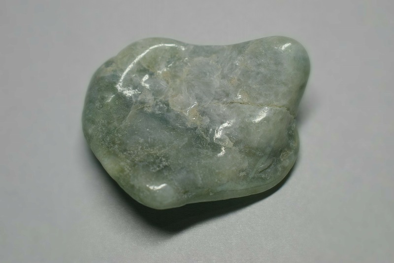 糸魚川産　翡翠原石