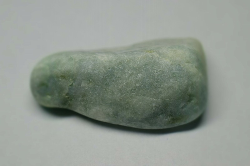 糸魚川産　翡翠原石